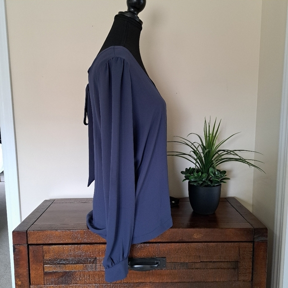 Loft Blouse Tie Back Blue Women's Small V-neck Long Sleeved Gathered Shoulder - Picture 10 of 16